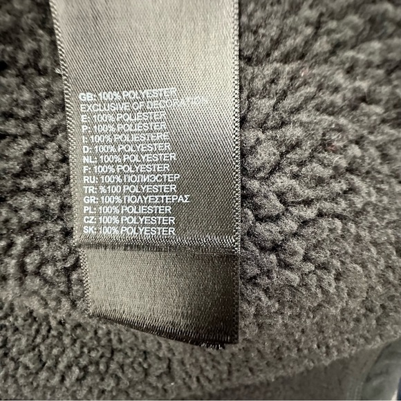 The north face men’s jacket - Picture 10 of 10